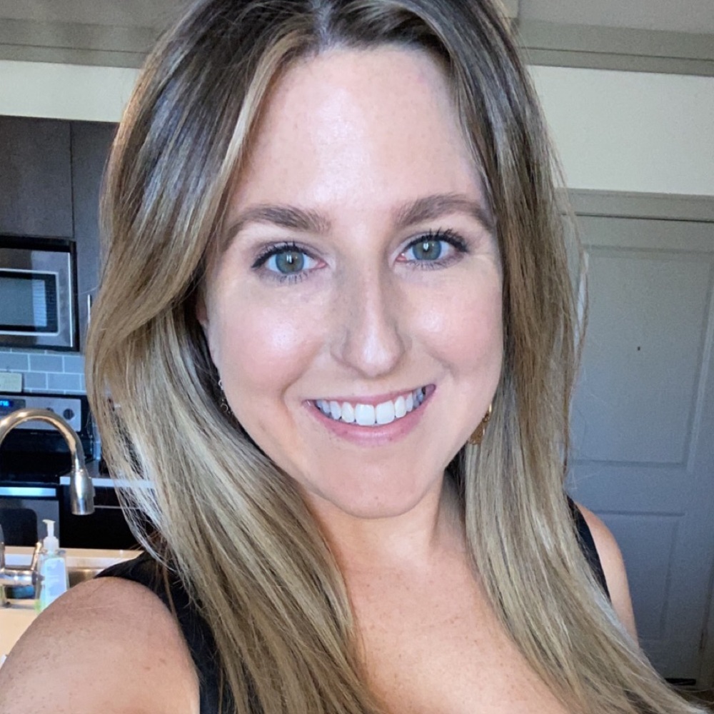 Meet your Posher, Jennifer